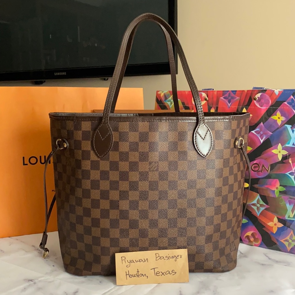 Authentic Louis Vuitton Neverfull MM